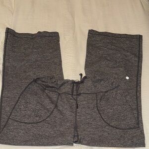 lululemon athletica size 10 Gray crop Ankle Pants
